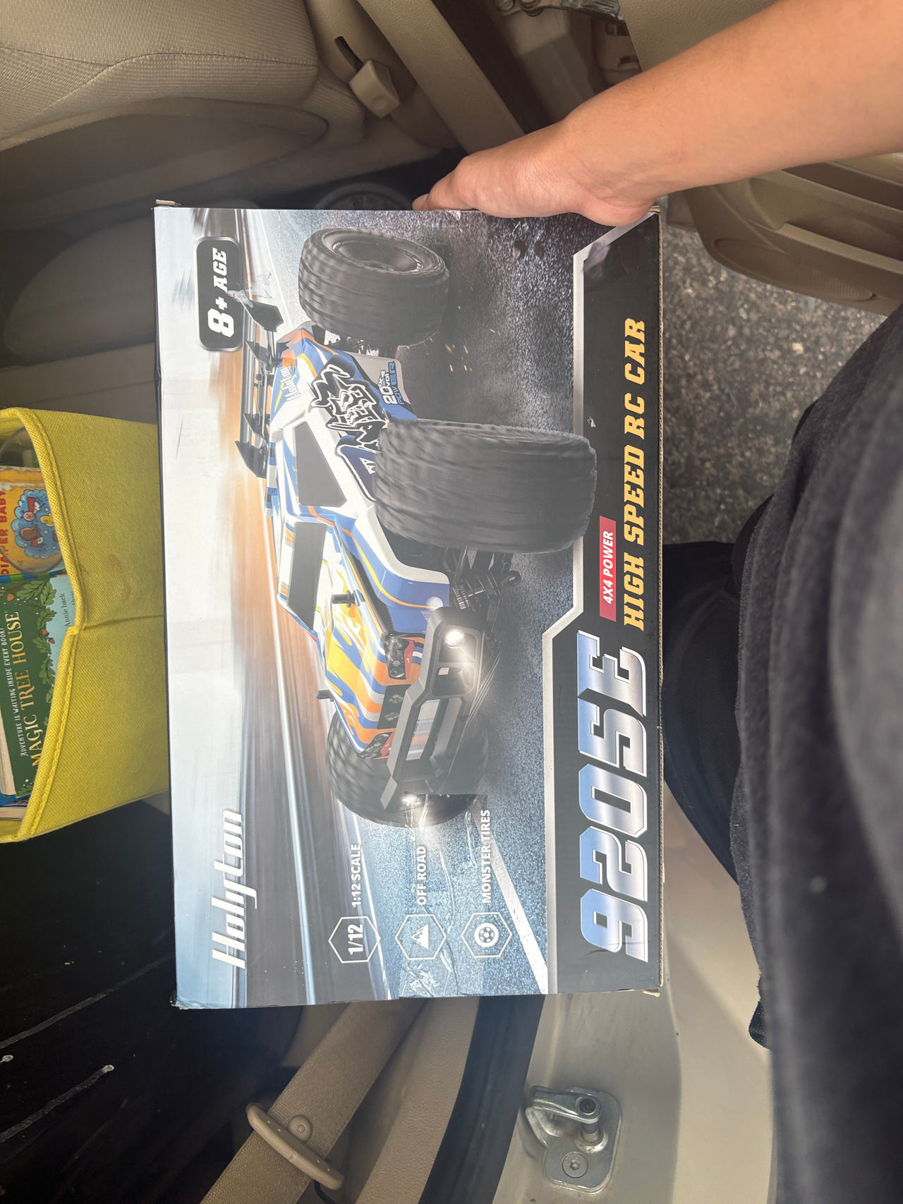 Holyton 9205E High Speed RC Car