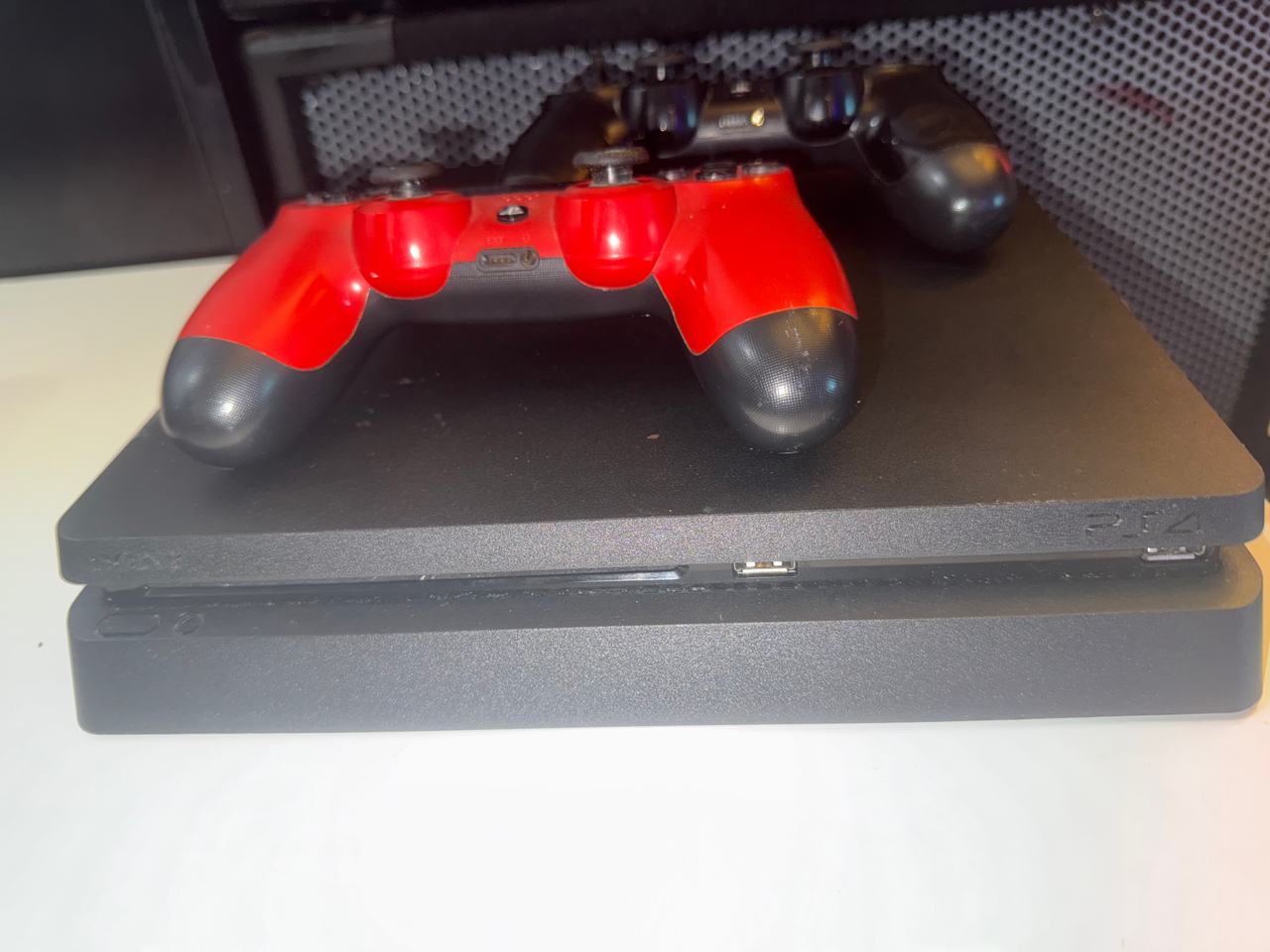PlayStation 4 Slim