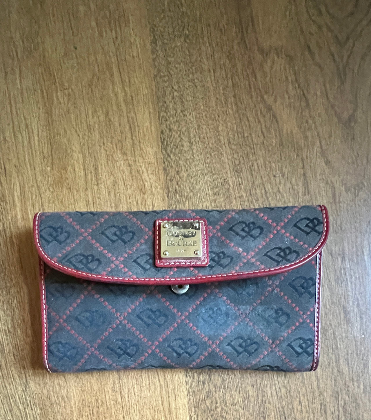 Dooney & Bourke Greta Slim Wallet