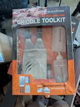Blackstone 5 Piece Professional Grade Griddle Toolkit - Image 2