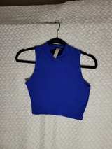 Icy Mock Neck Crop Top sz M - Image 2