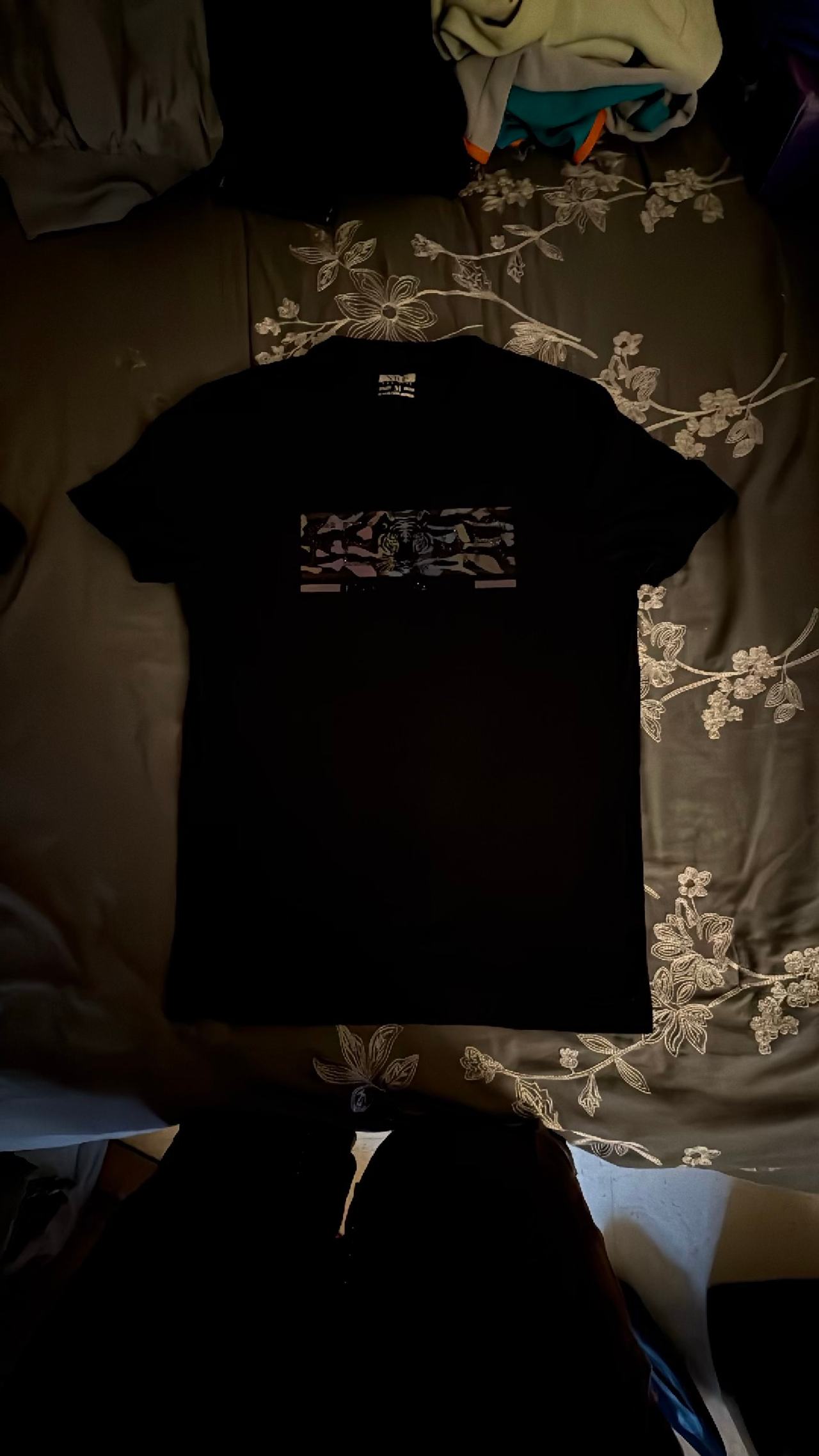 Xios Men's Black T-Shirt