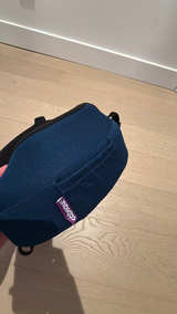 Cabeau Travel Pillow - Image 6
