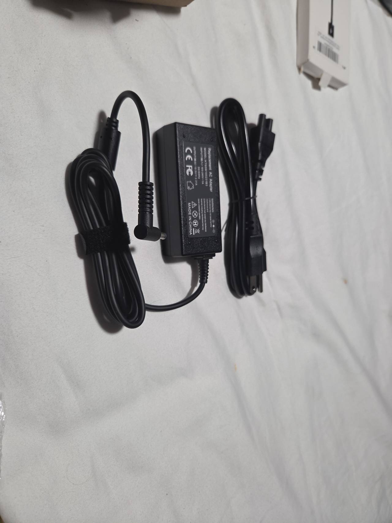 Replacement AC Adapter 19V 2.37A 45W