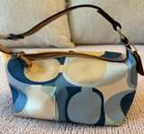 Coach Optic Signature Small Hobo Bag - Image 3