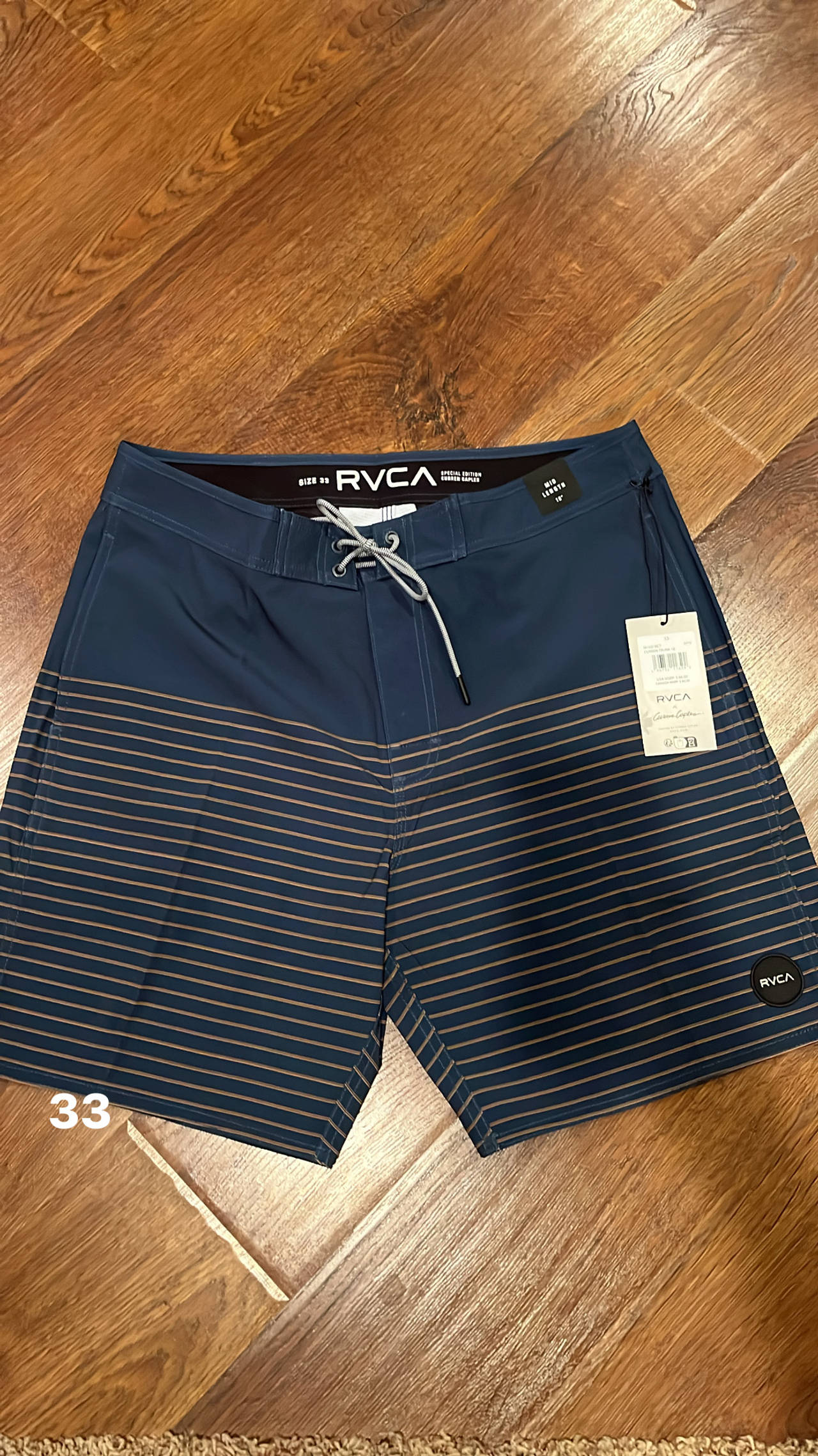 RVCA Eastern 19" Board-shorts new with tags 33 waist