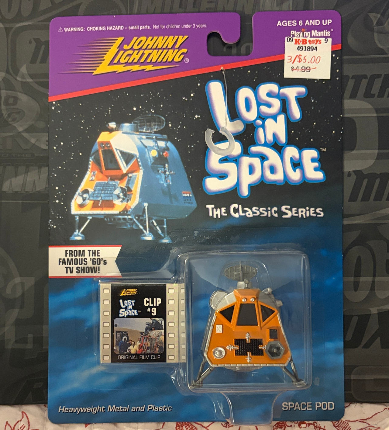 Johnny Lightning Lost in Space The Classic Series Space Pod