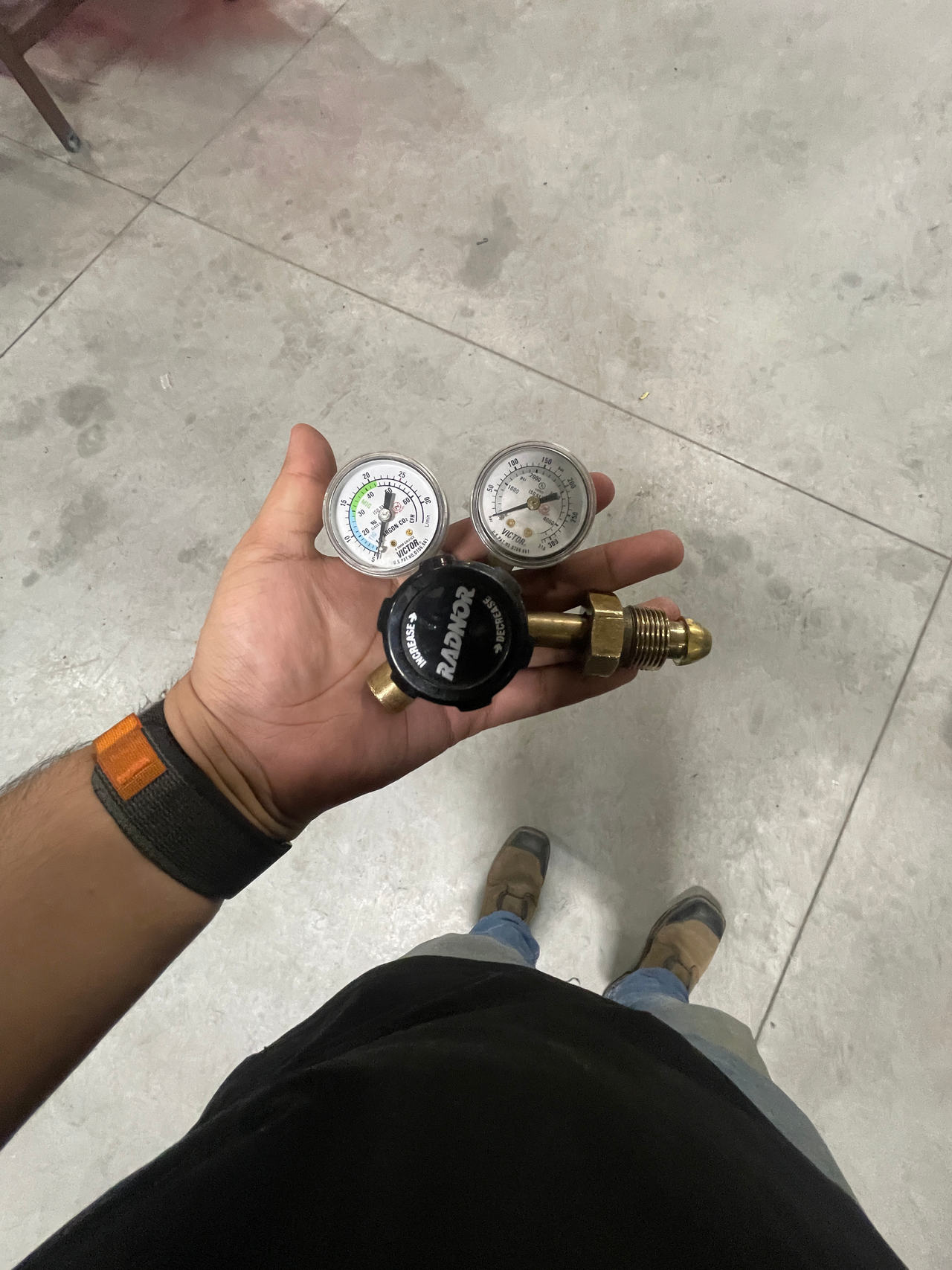 RANDOM Oxygen Regulator