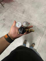 RANDOM Oxygen Regulator - Image 1