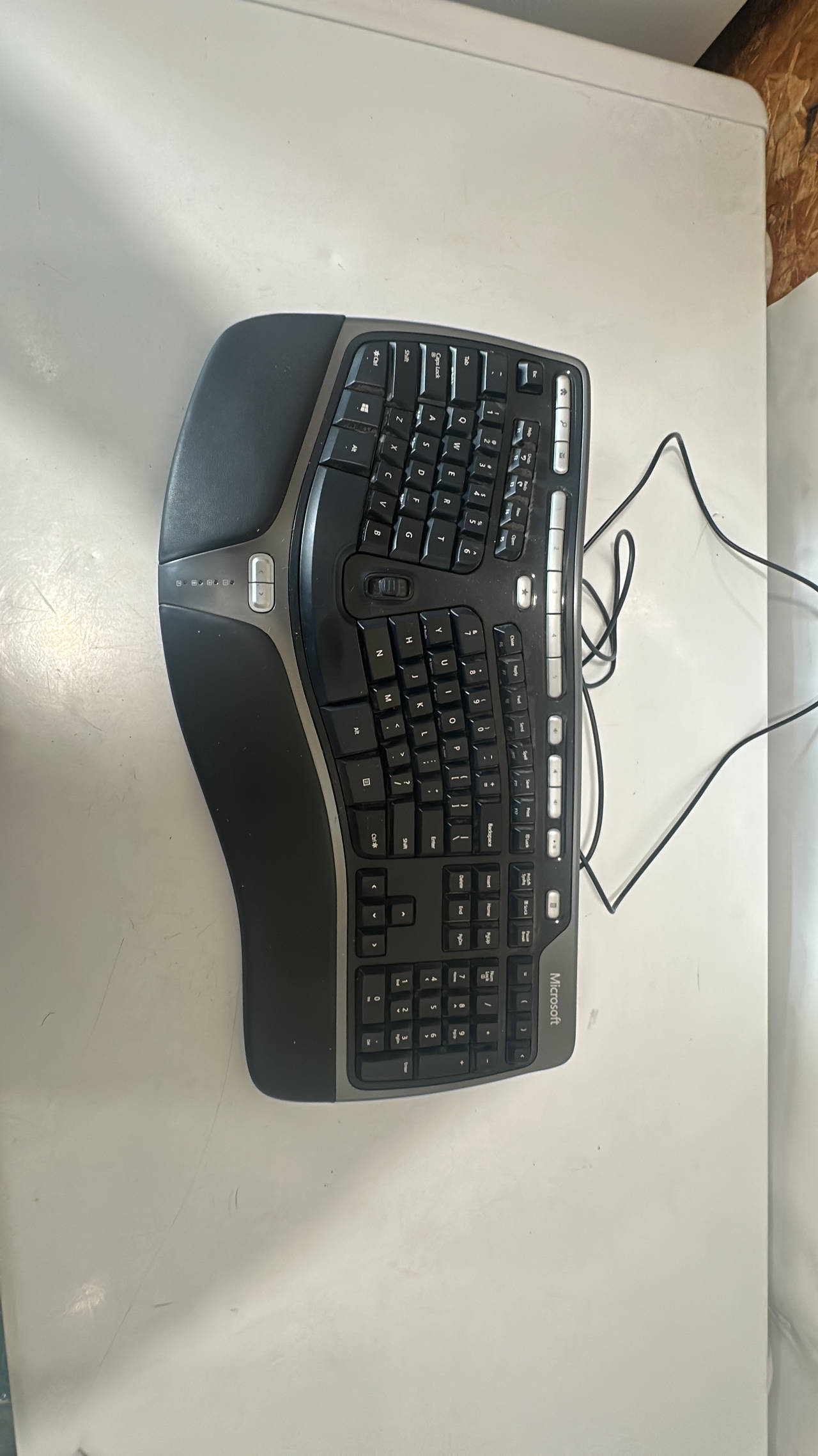 Microsoft Natural Ergonomic Keyboard 4000