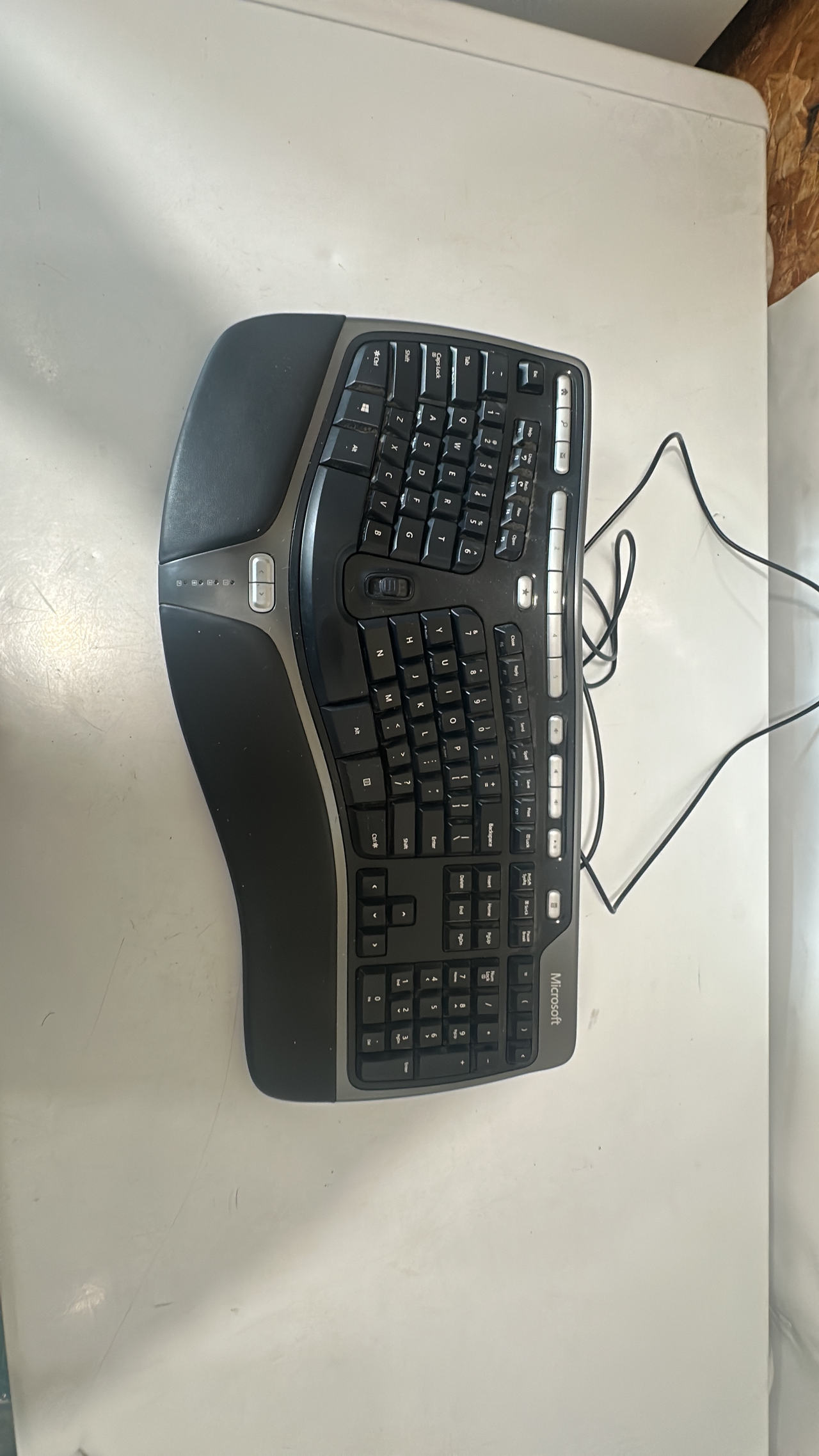 Microsoft Natural Ergonomic Keyboard 4000