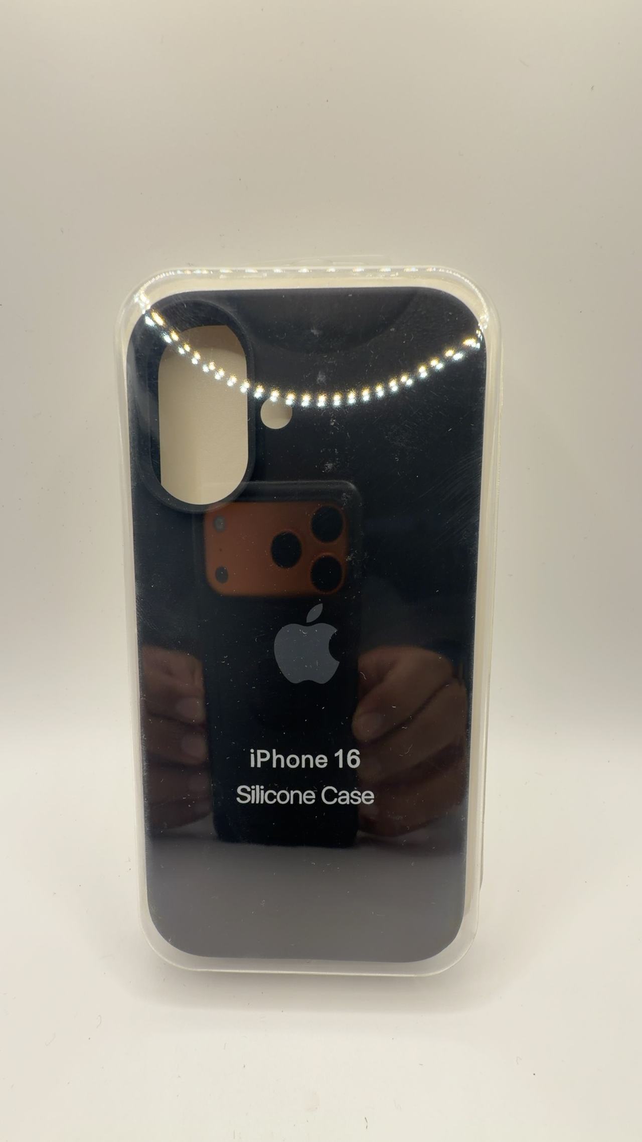 Apple iPhone 16 Silicone Case - Black