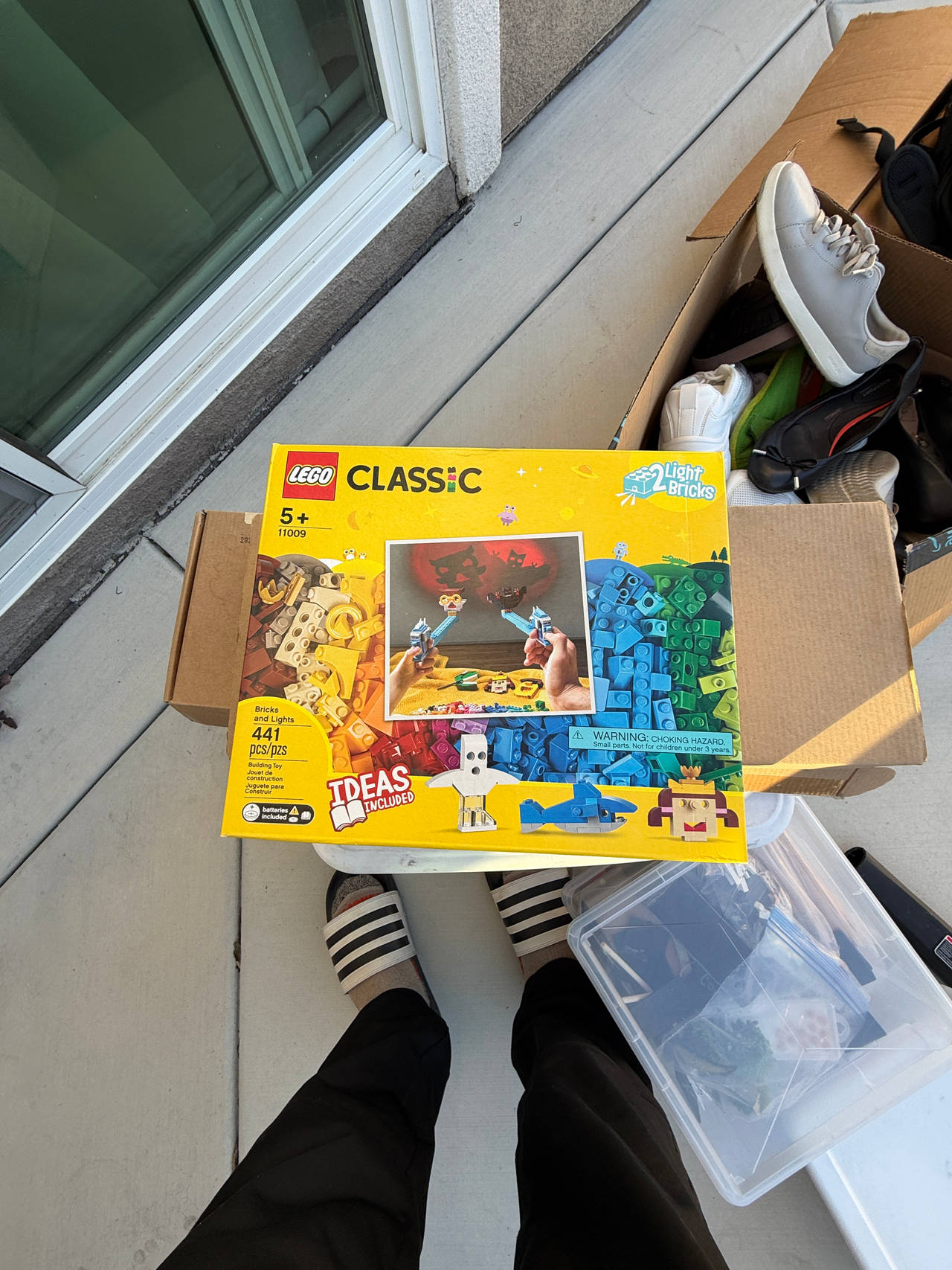 LEGO Classic Bricks and Lights 11009