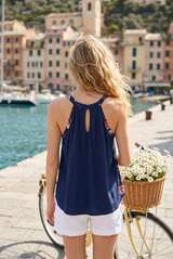 Express Navy Blue Floral Print Halter Tank Top sz Medium - Image 4