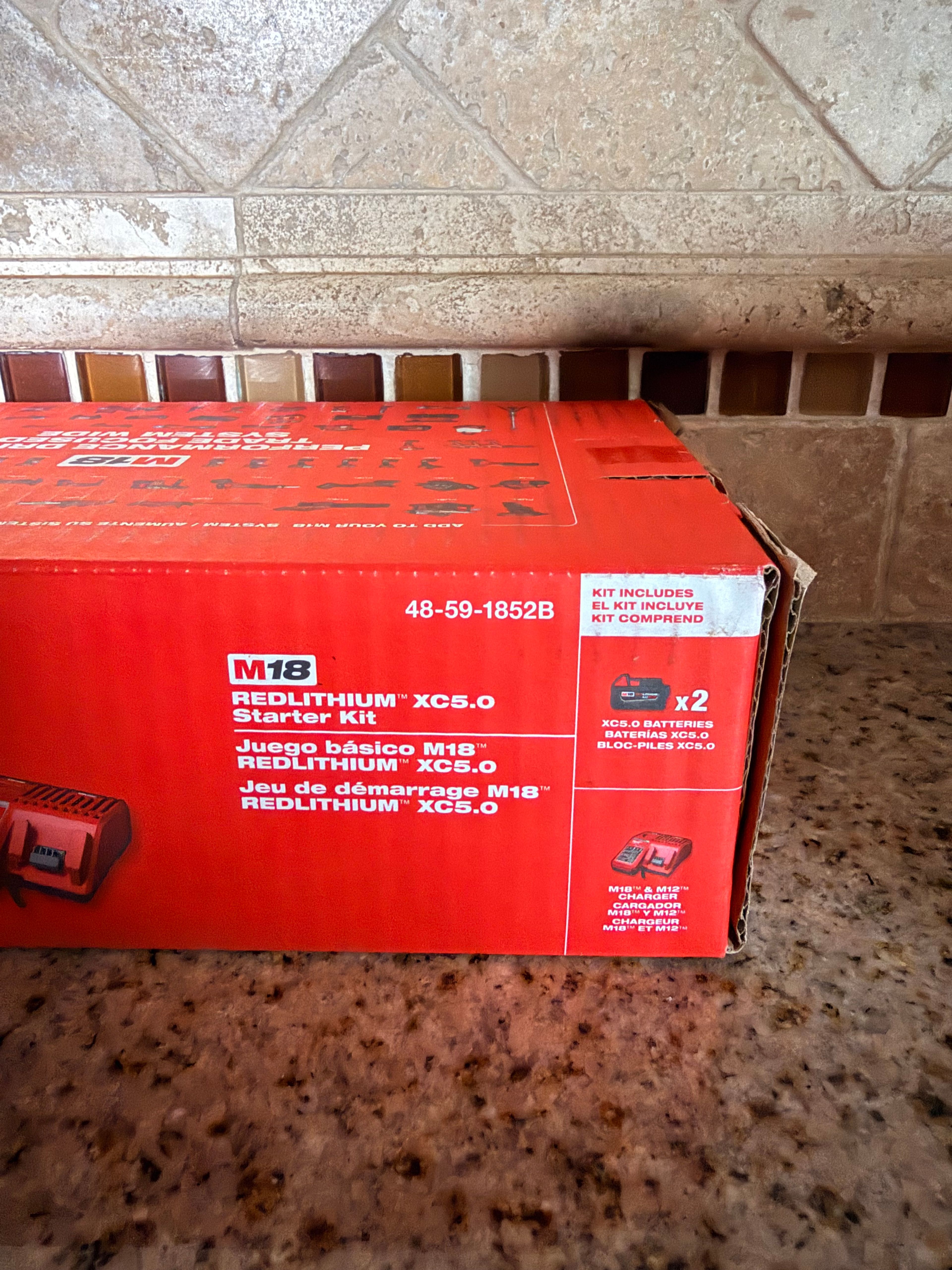 Milwaukee M18 RedLithium XC5.0 Starter Kit Red - Image 3