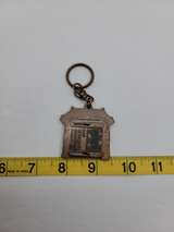 Japanese Ninja House Sliding Door Keychain - Image 1