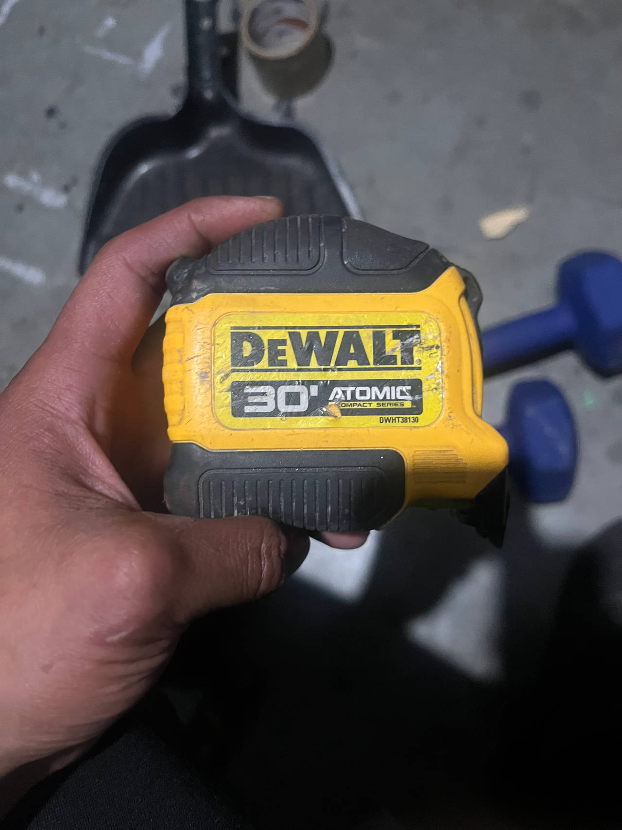 DeWalt 30 ft. Atomic Compact Series Tape Measure