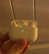 Apple AirPods Pro (1st Generation) - Image 5