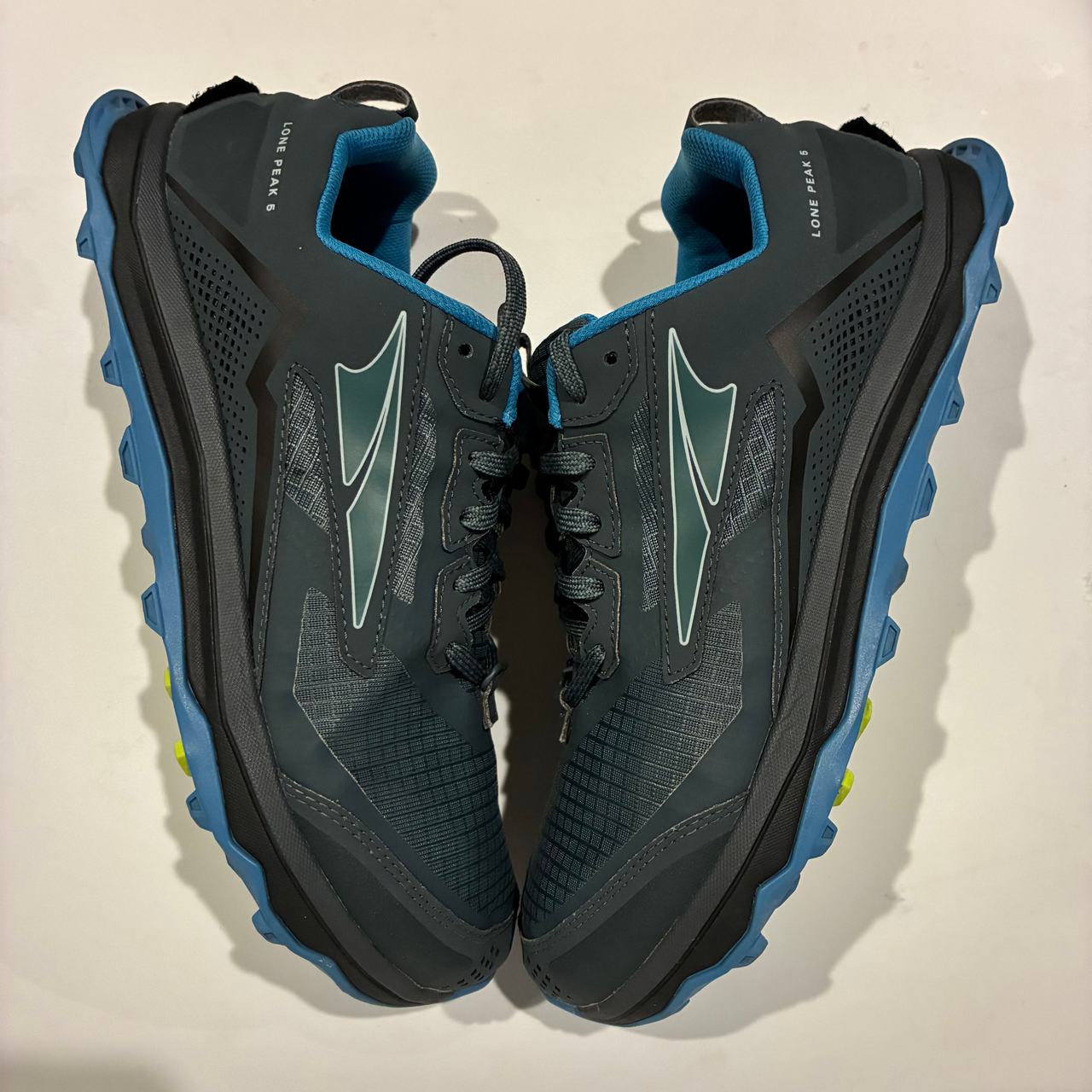 Altra Lone Peak 6