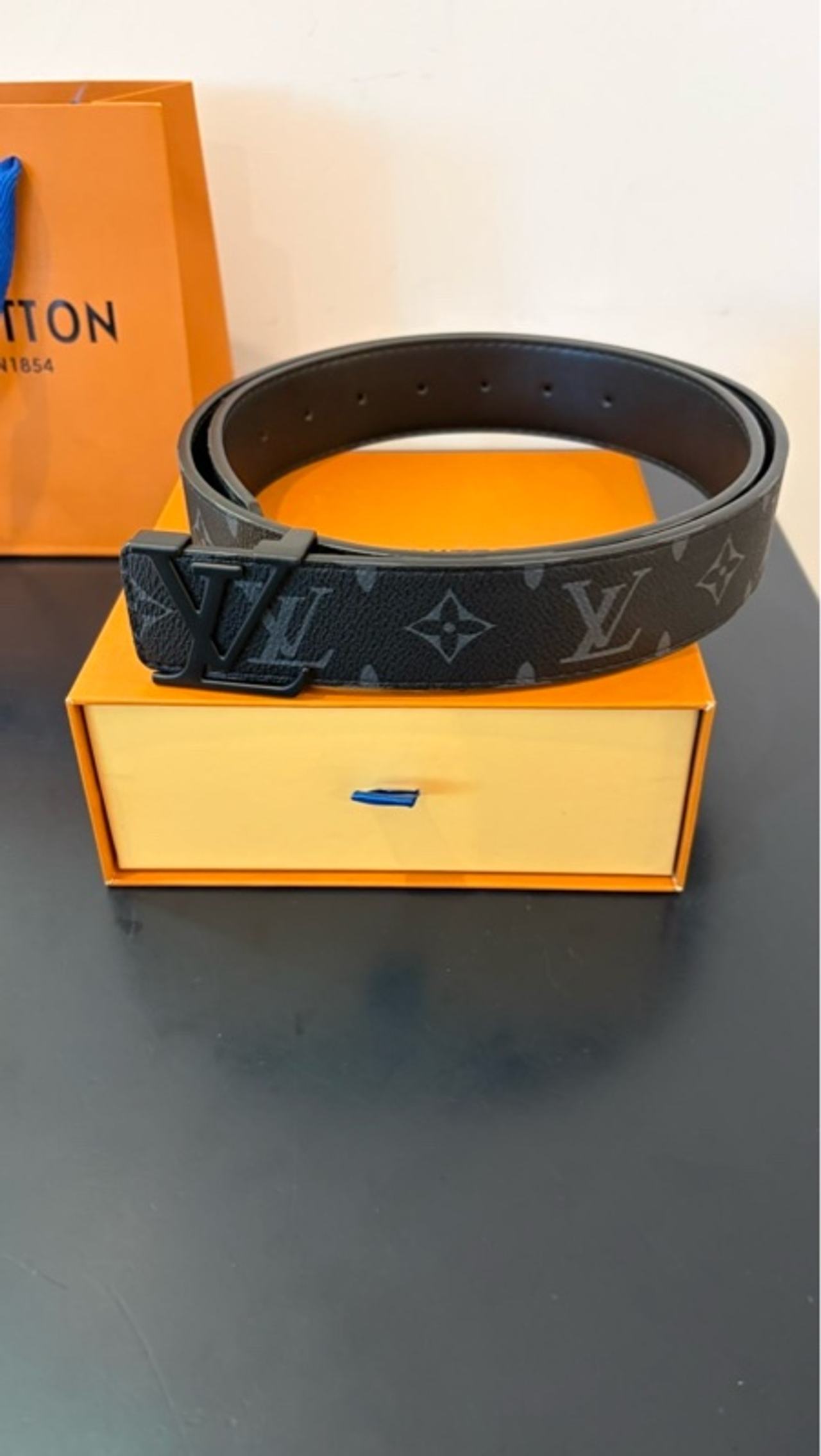 Louis Vuitton LV Initiales 40mm Matte Black Belt