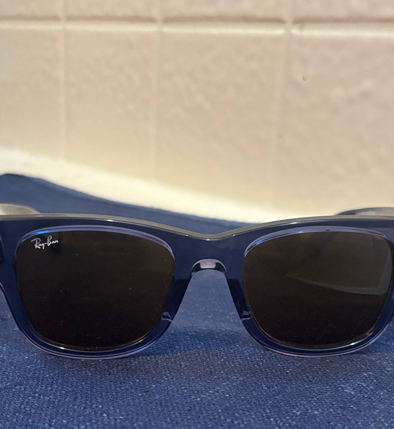 Ray-Ban Wayfarer Transparent Blue Sunglasses