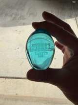 2001 White House Easter Egg Glass Paperweight - Image 2