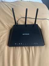 NETGEAR AC1750 Smart WiFi Router - Image 2