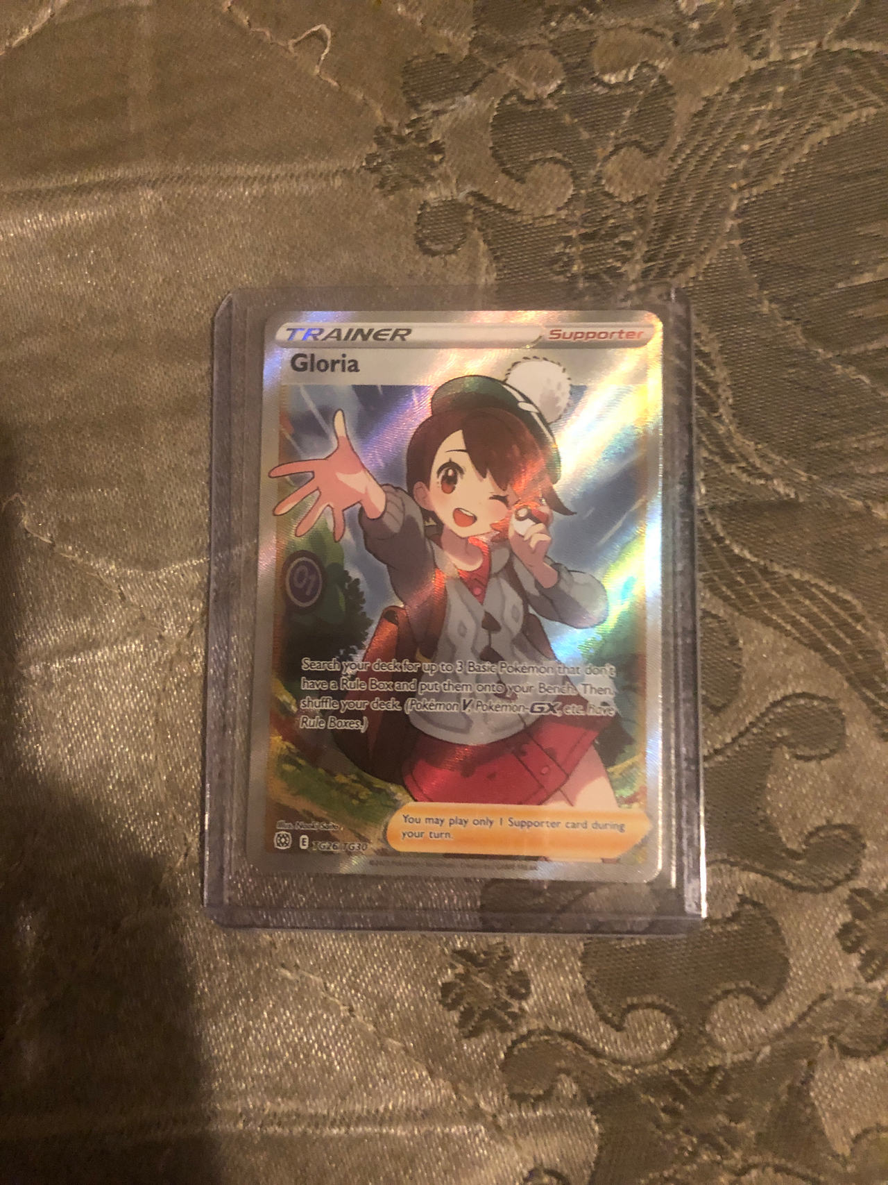 Pokémon TCG Gloria Full Art Trainer Card