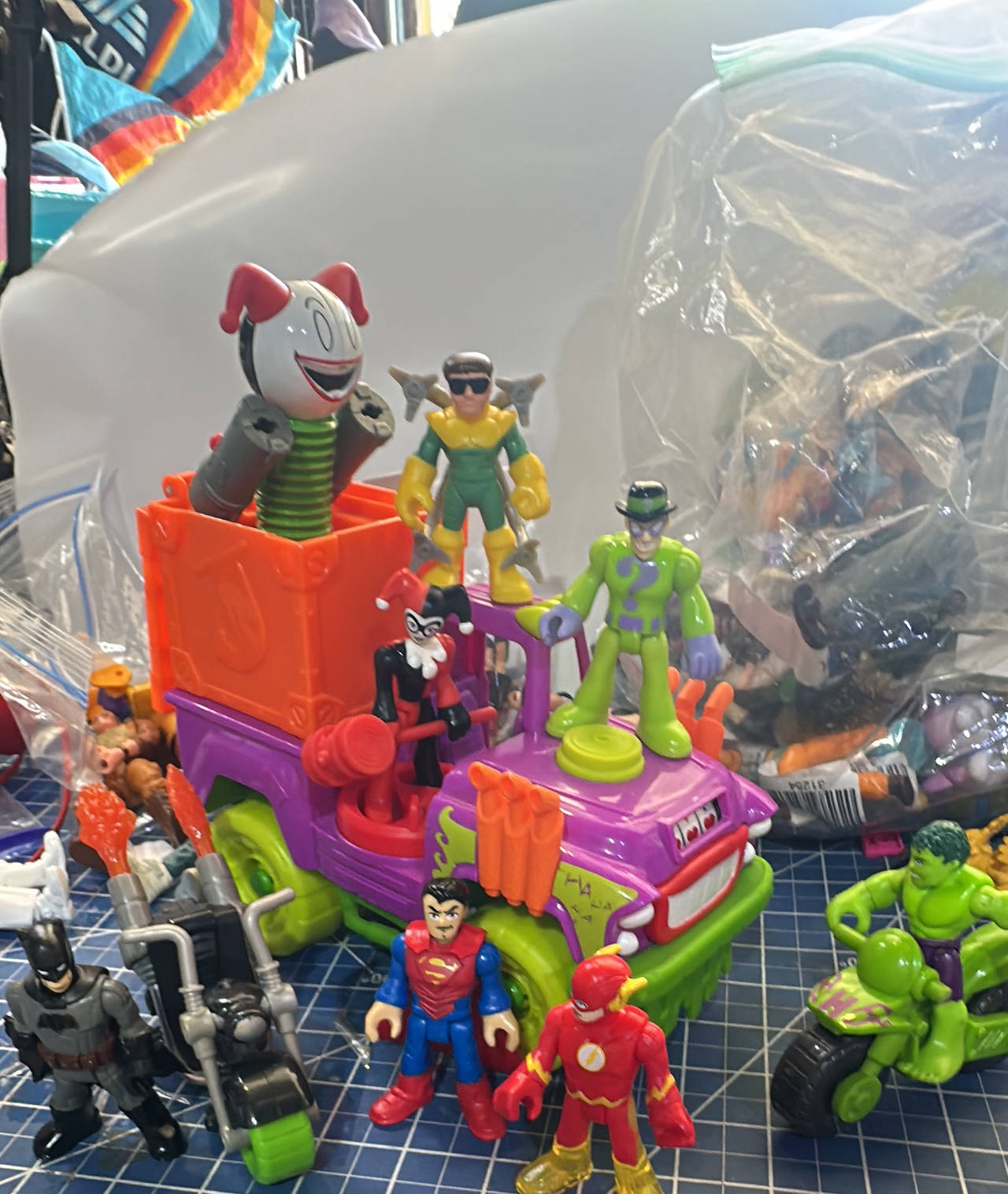 Fisher-Price Imaginext DC Super Friends Joker Surprise Truck bundle.  215