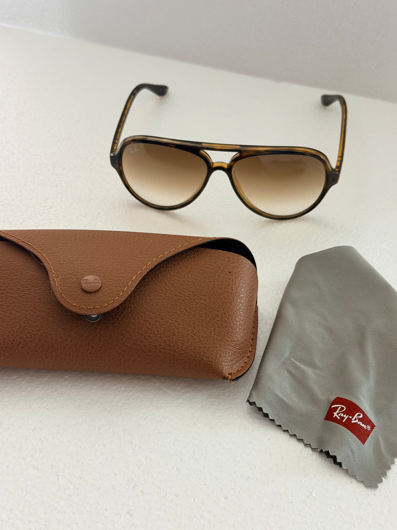 Ray-Ban Cats 5000 Classic Sunglasses