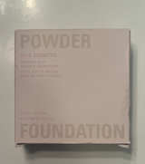 Kylie Cosmetics Natural Blur Powder Foundation - Image 1