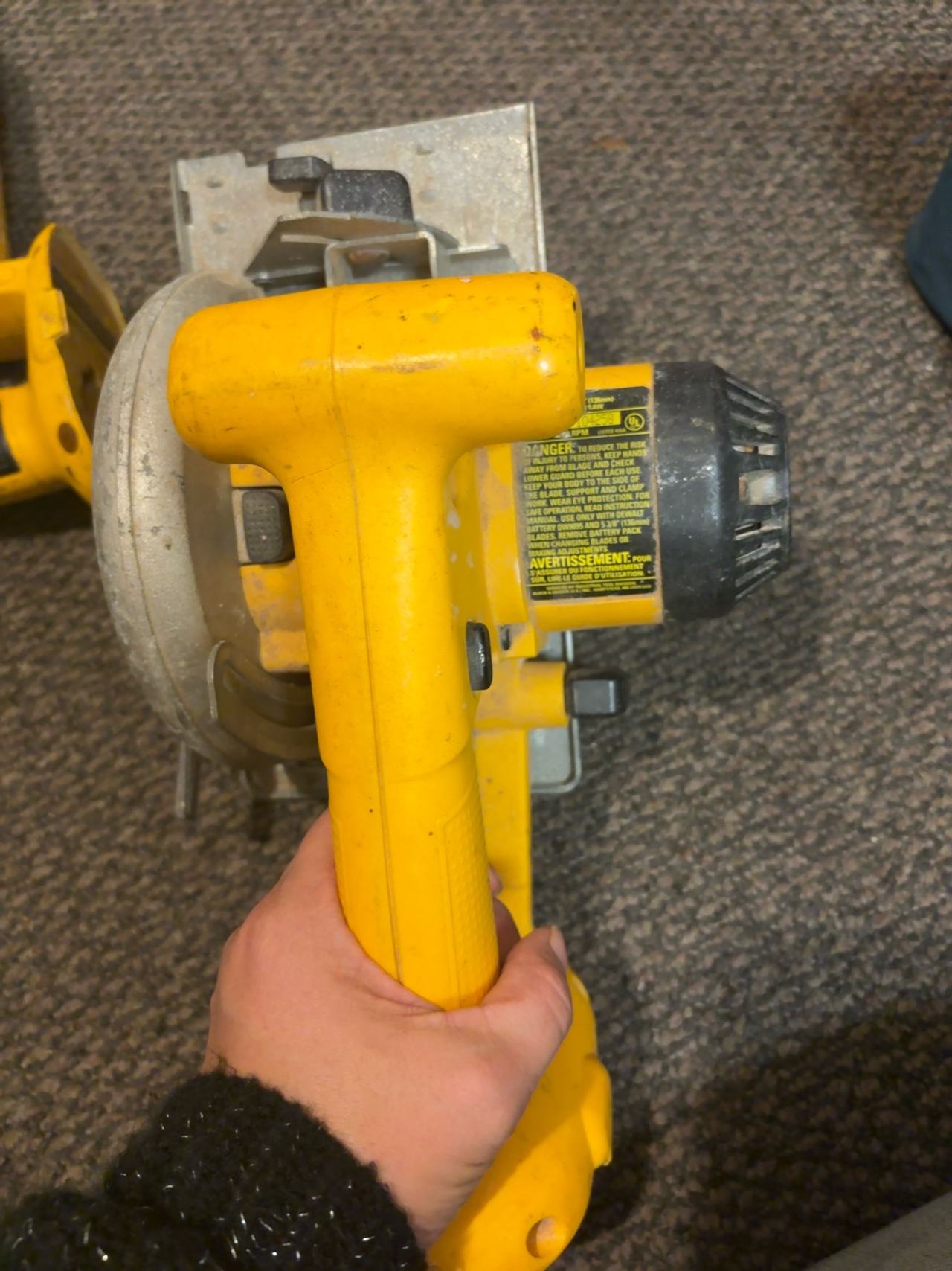 DEWALT DW936 18V Cordless Circular Trim Saw