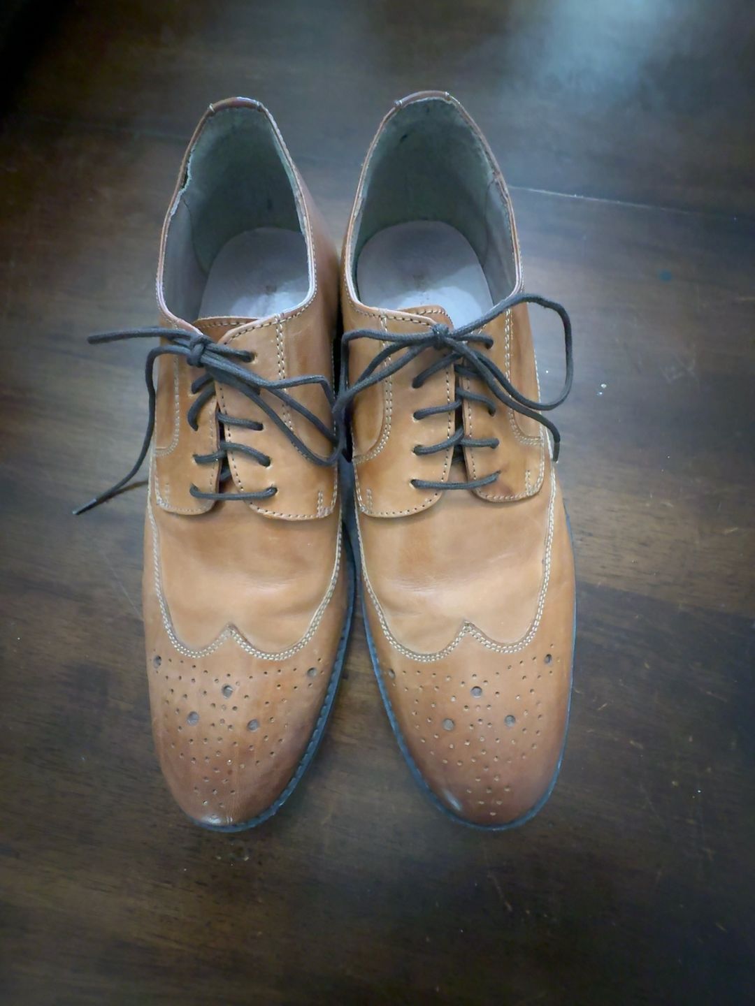Banana Republic Brown Leather Wingtip Oxford Dress Shoes: 9