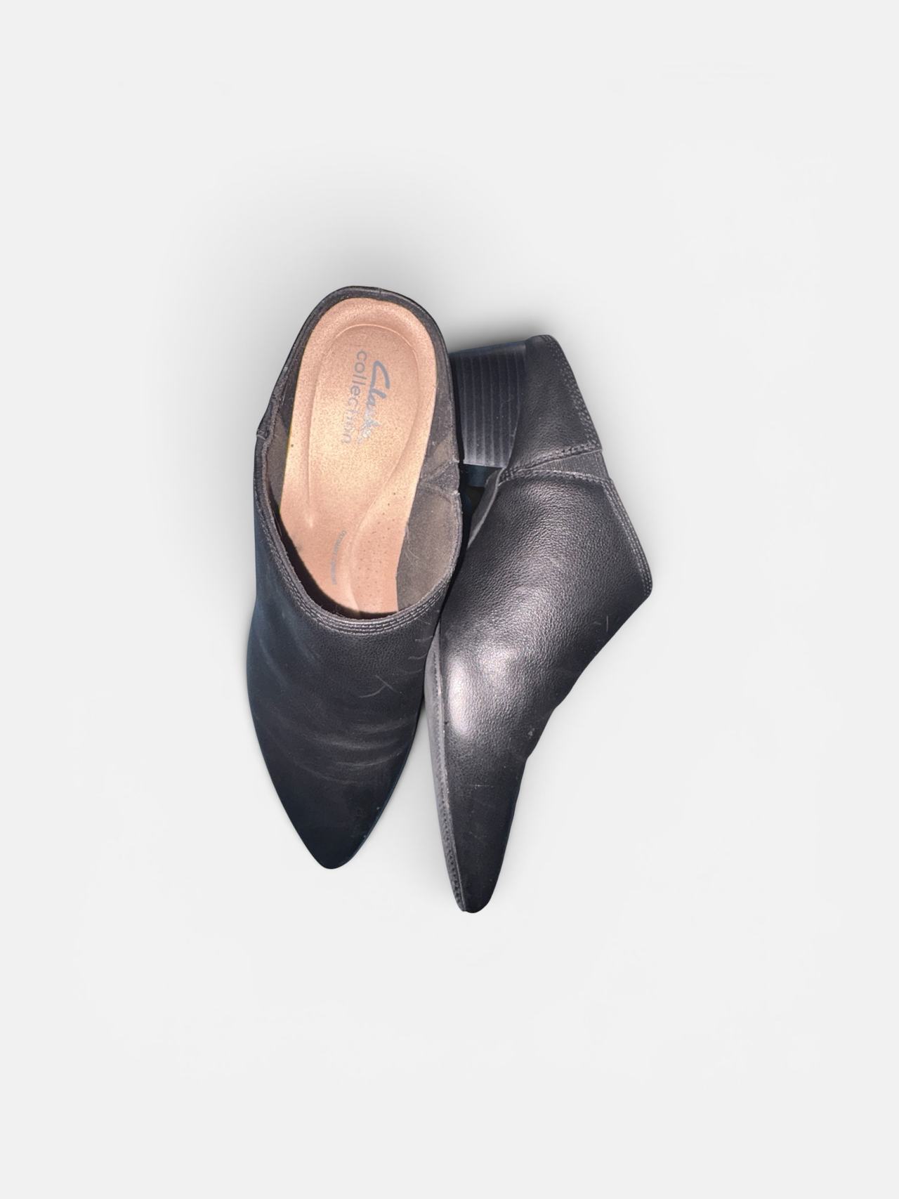 Clarks Collection Black Leather Pointed Toe Mules