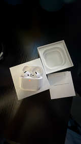Apple AirPods (4th generation) with ANC - Image 3