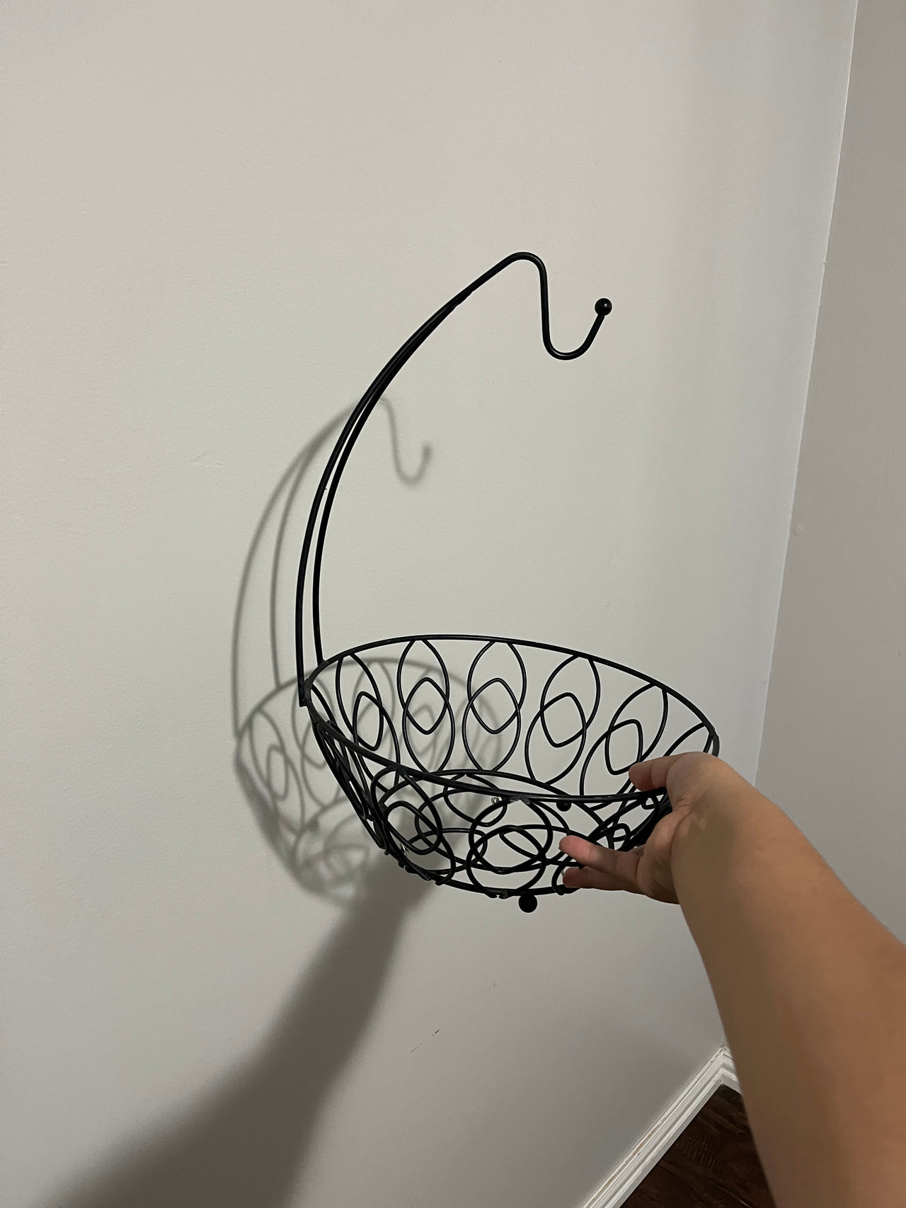 Wire Fruit Basket with Banana Hanger