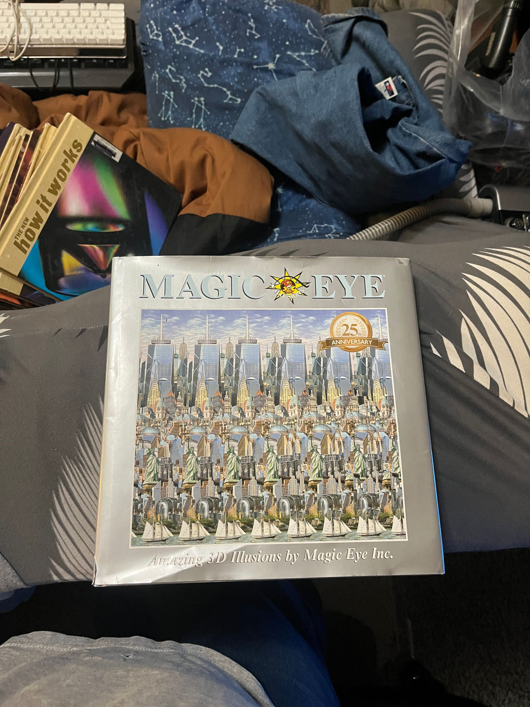 Magic Eye: 25th Anniversary: Amazing 3D Illusions