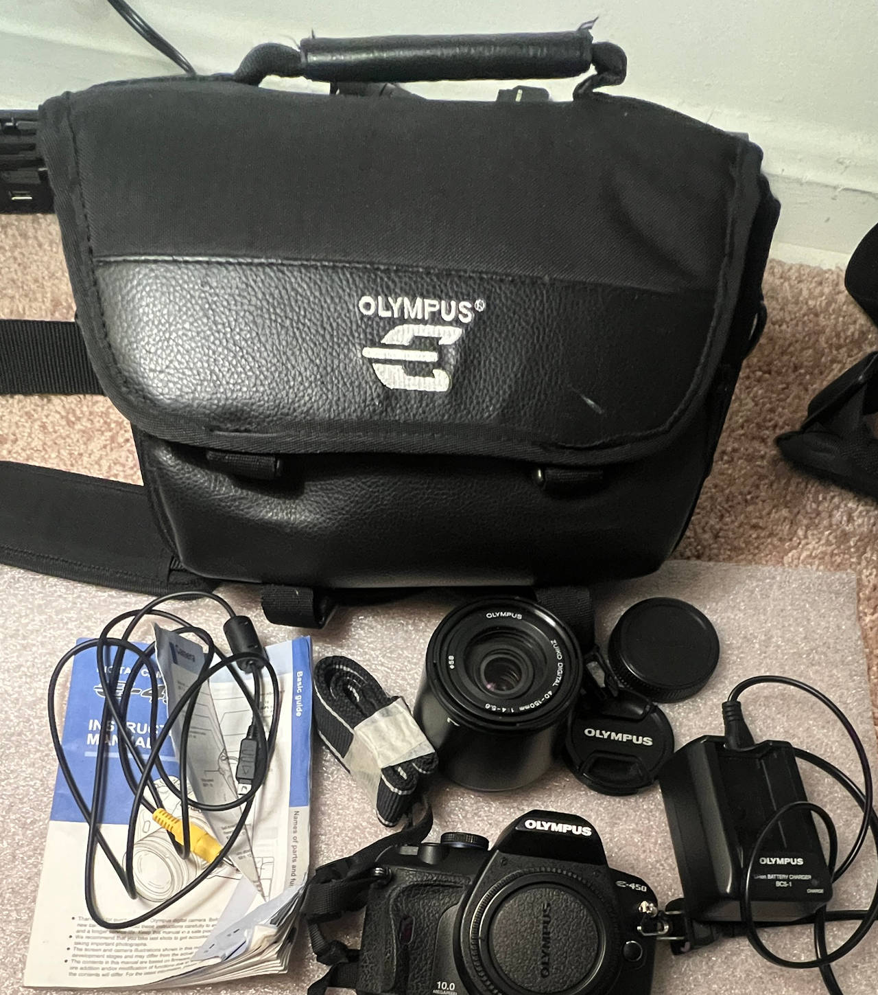 Olympus E-450 DSLR Camera Kit