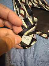 Men's Pierre Cardin silk Geometric Pattern Necktie - Image 4