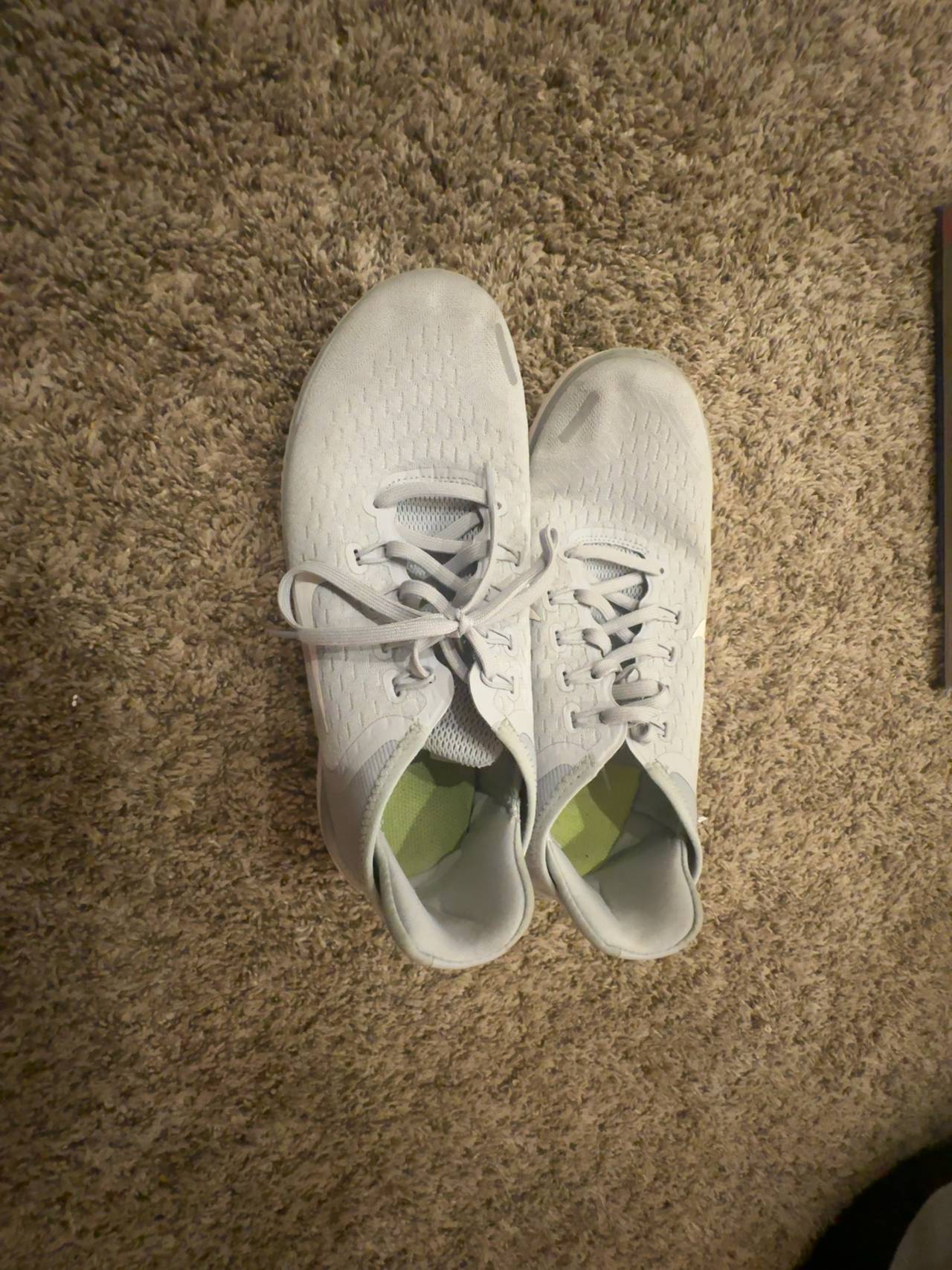 Nike Free Gray/White