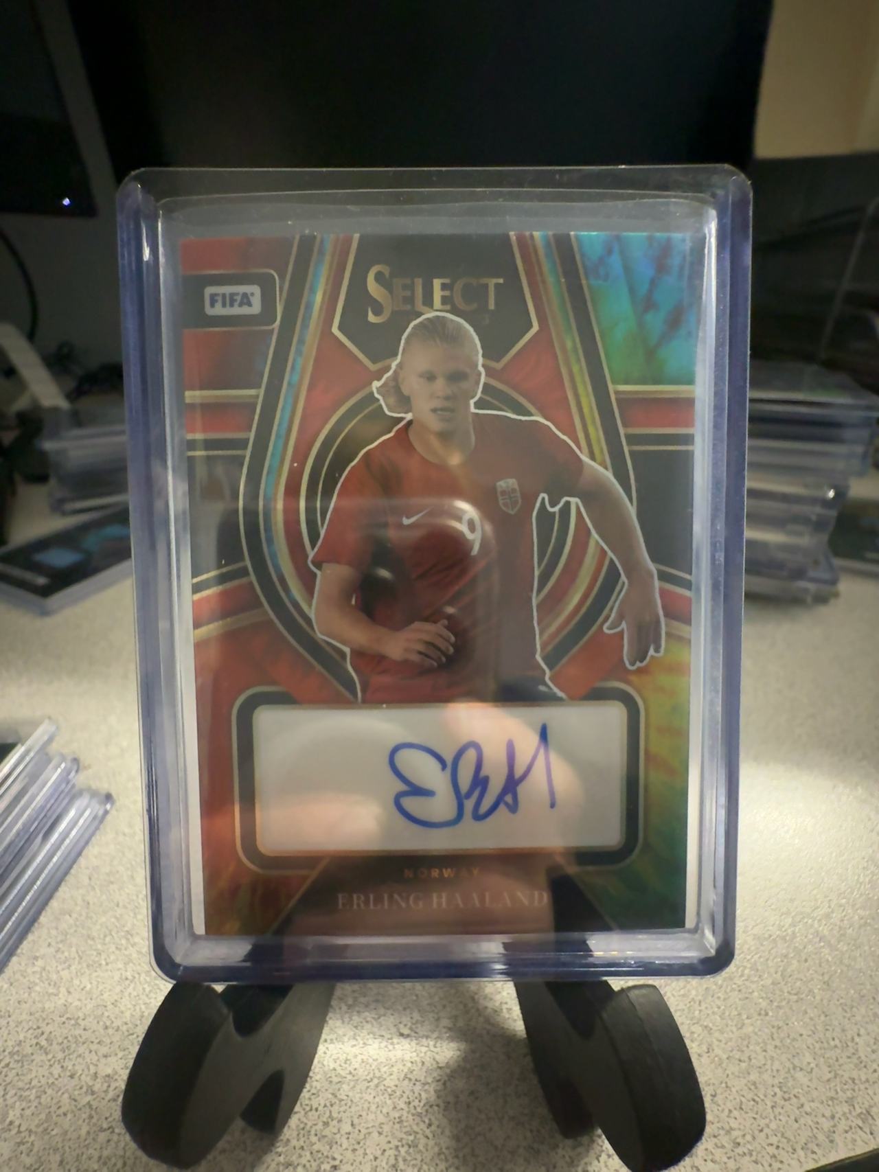Panini Erling Haaland 2022-23 Select FIFA Tie-Dye Auto Card 07/25