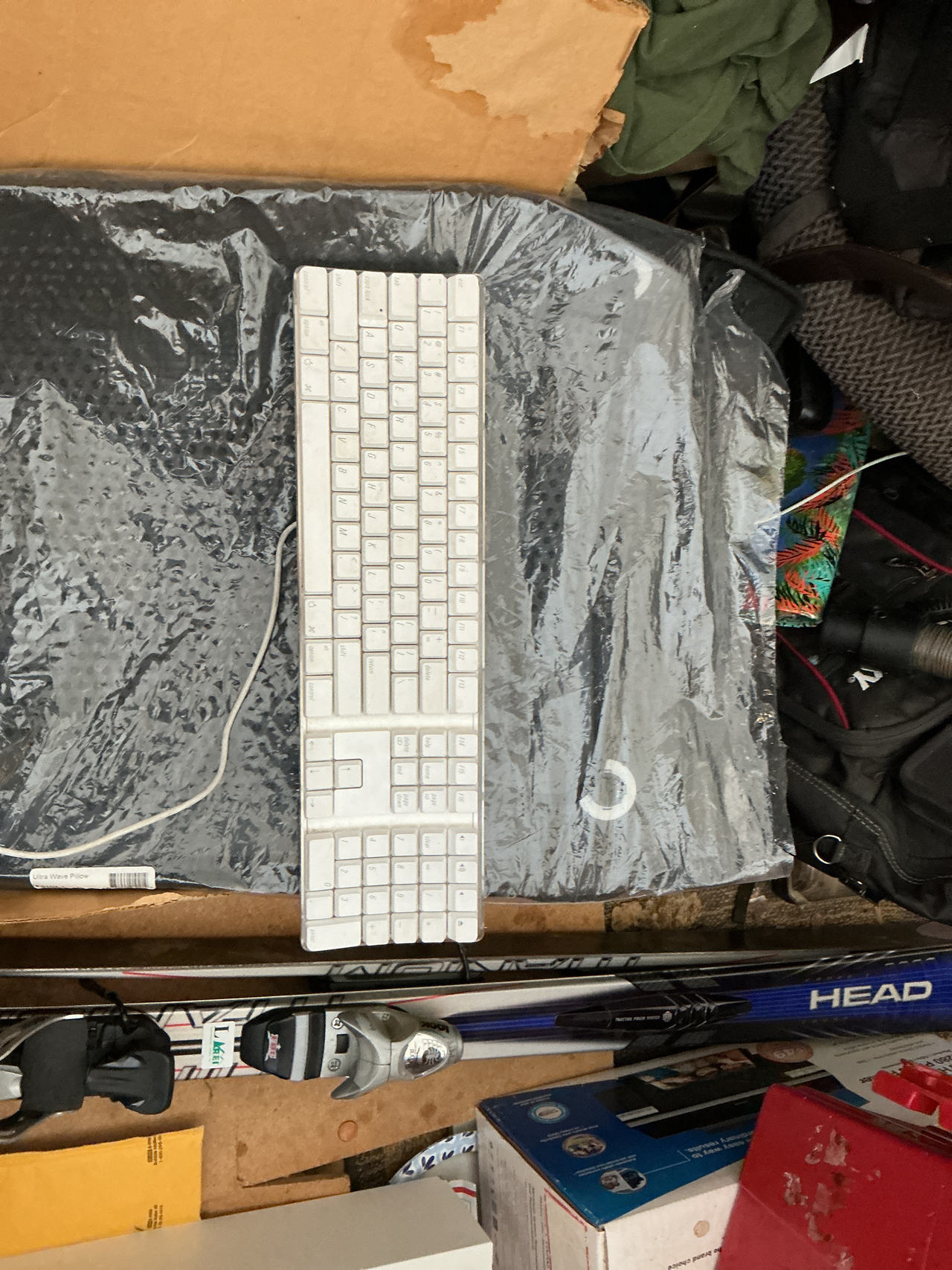 Apple Wired Keyboard with Numeric Keypad