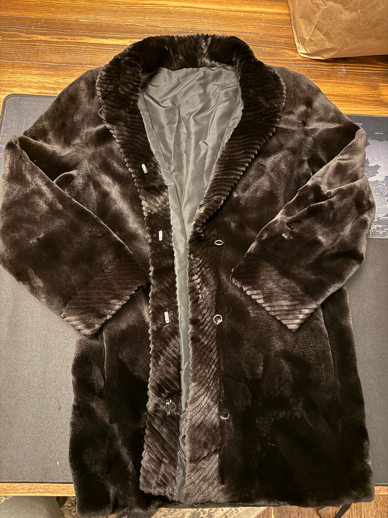 Vintage Beaver Fur Coat – Furs by Roswell Inc – Women’s Small – Buffalo/Rocheste
