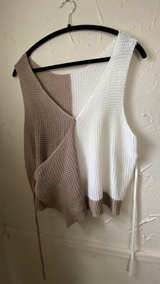 Large Colorblock Knit Wrap Tank Top - Image 3