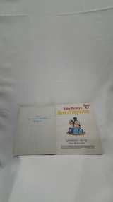 Baby Mickey's Book of Opposites (A First Little Golden Book) - Image 2