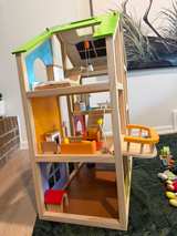 Hape All Season Dollhouse - Image 6
