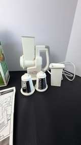 Presto Salad Shooter Electric Slicer/Shredder - Image 6