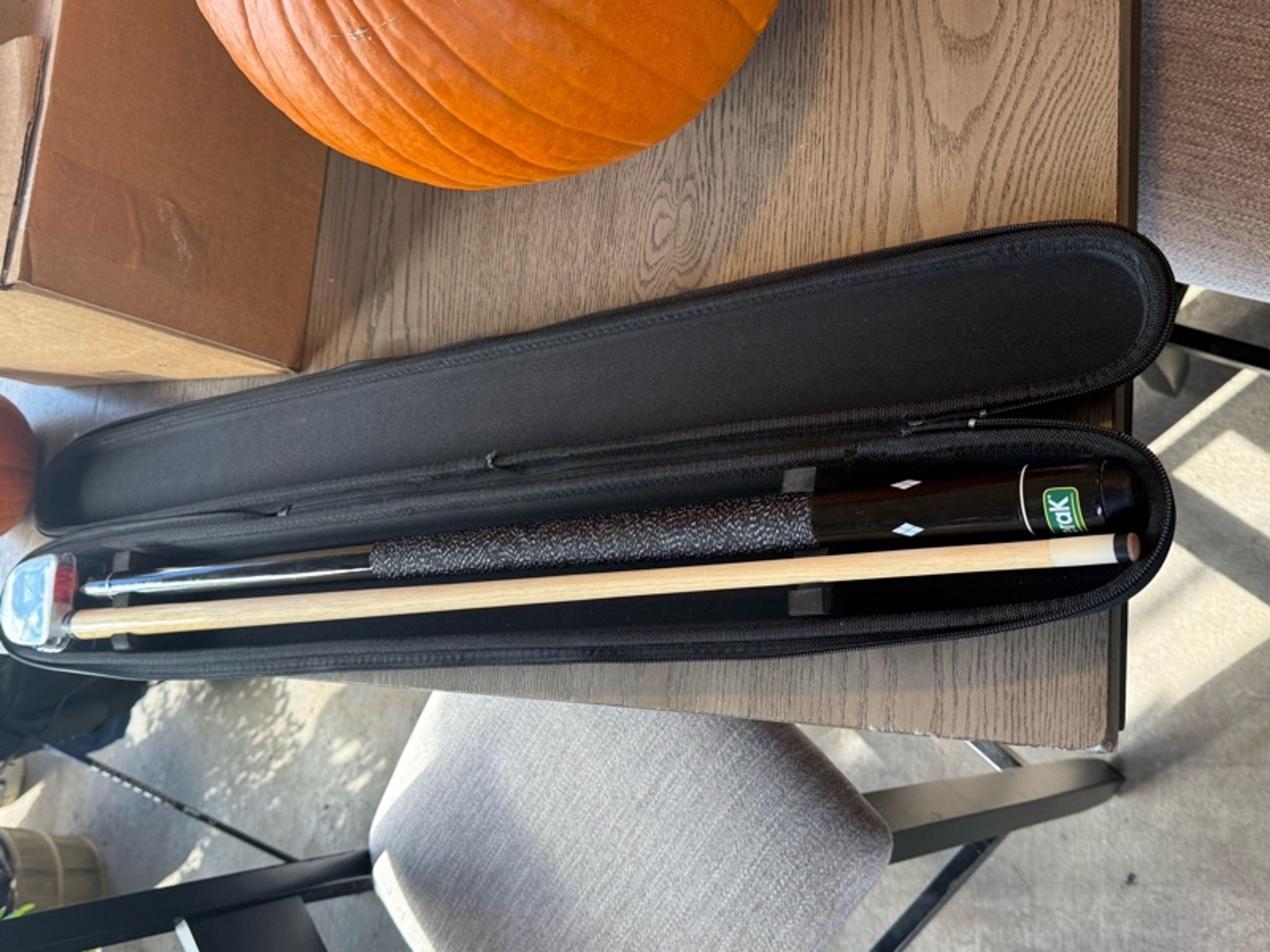 Champion Spider Green Pool Cue