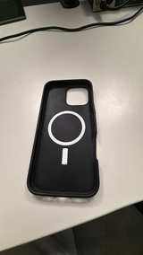 OtterBox Defender Series Case - Image 2