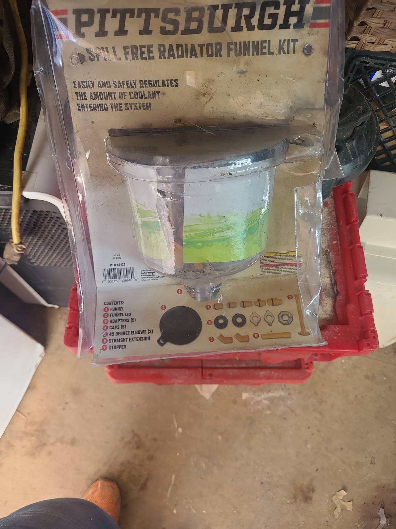 Pittsburgh Spill Free Radiator Funnel Kit